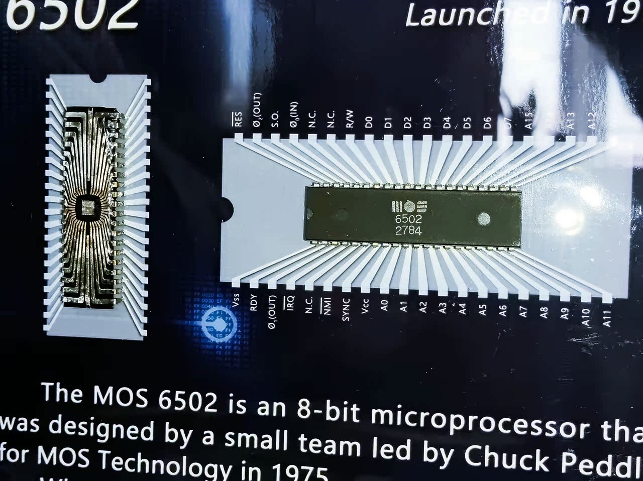 CPU MOS 6502 这款古老处理器是怎么封装的，截面图